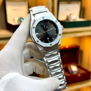 HB DATE WORKING ( SILVER CHAIN WITH BLACK DIAL)