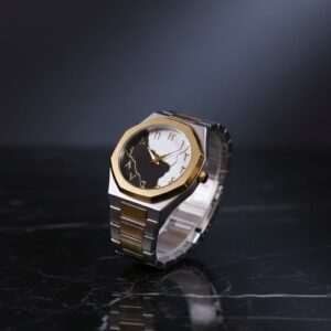 AURA ( TWO TONE CHAIN WITH BLACK WHITE DIAL)